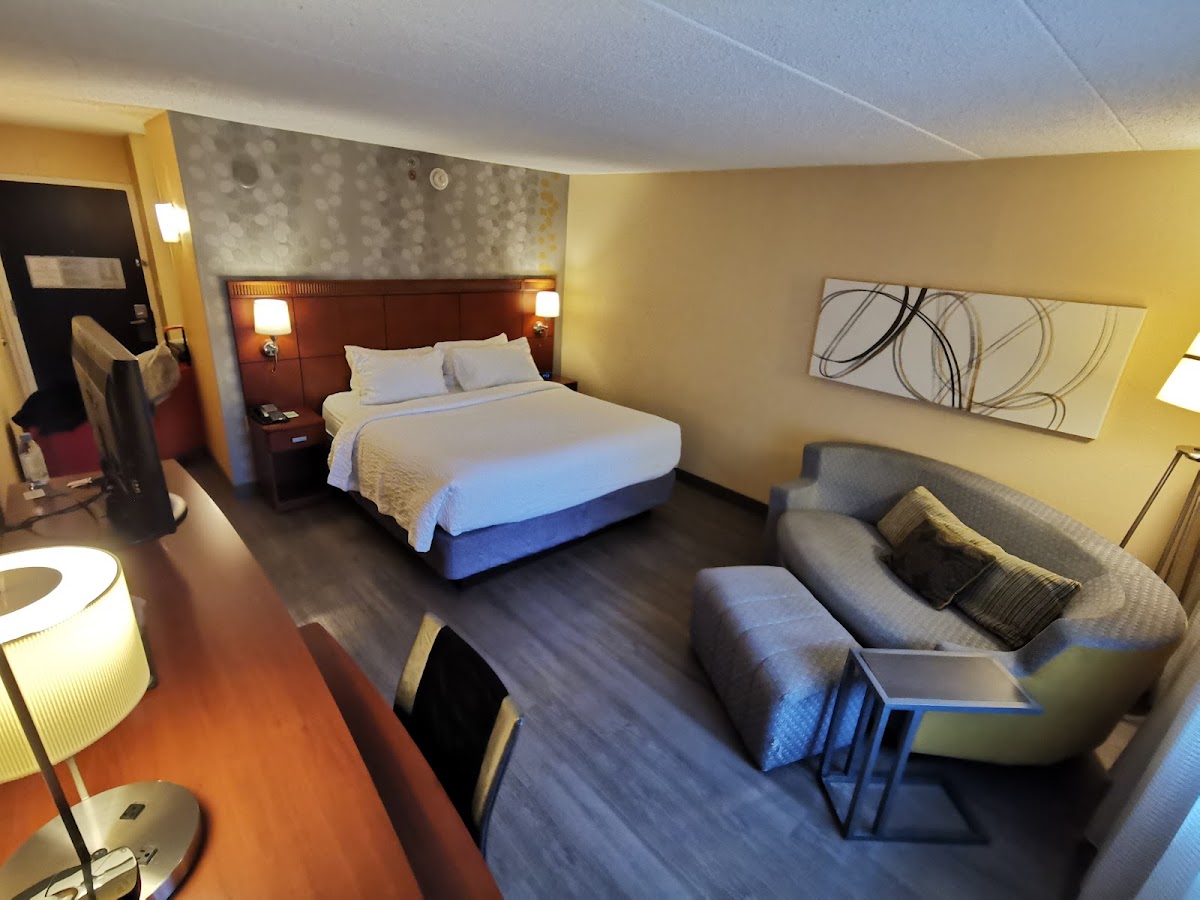 Courtyard by Marriott New Carrollton Landover photo 2