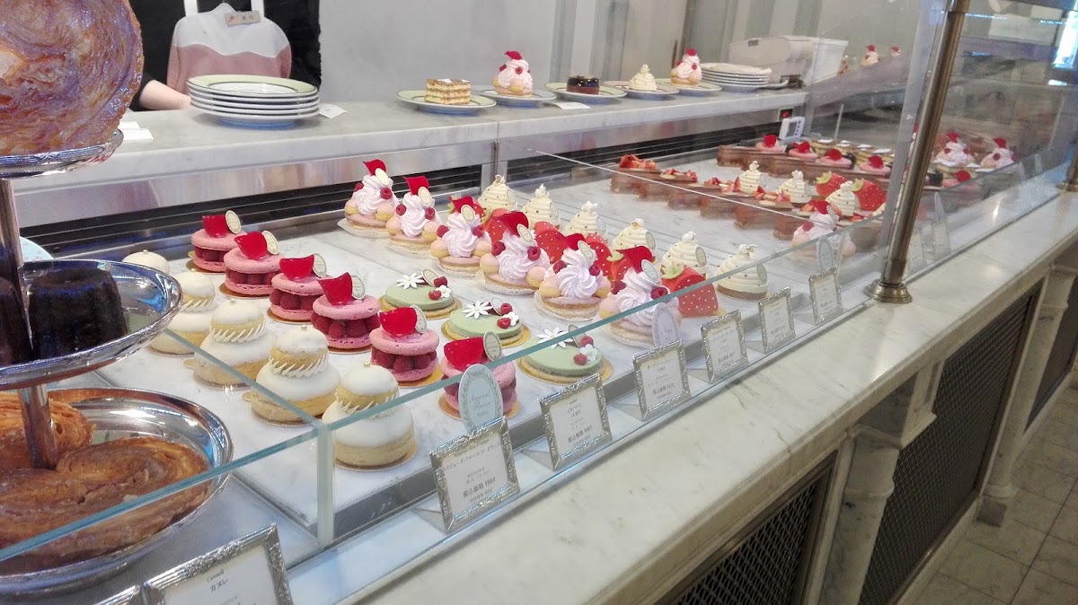 Mitsukoshi Ginza photo 5