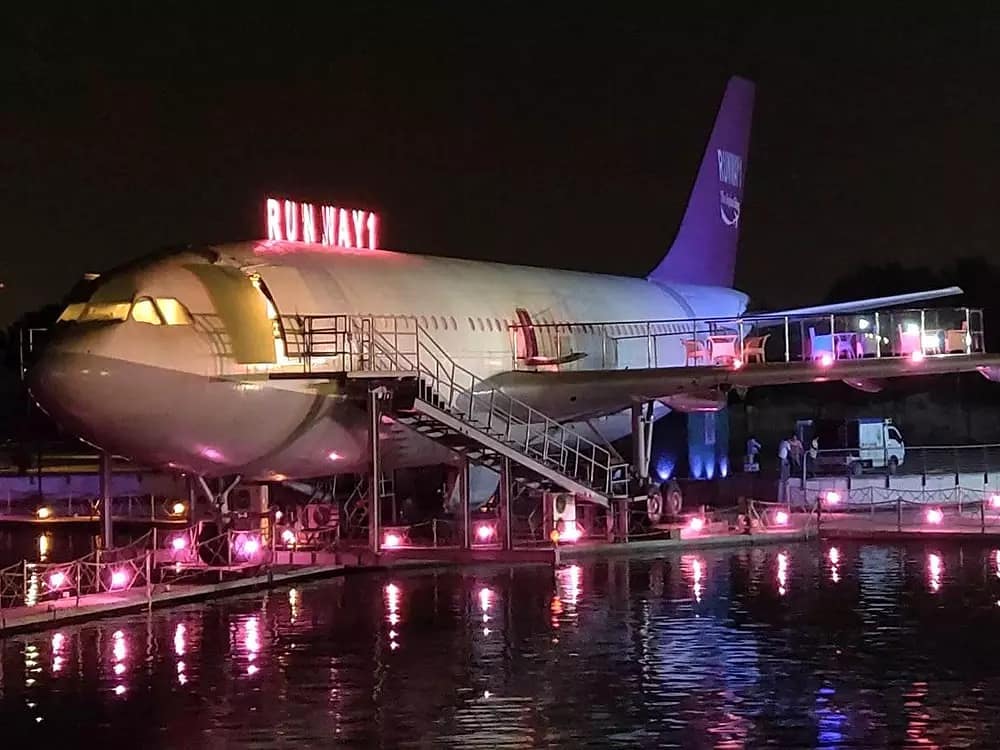 Runway 1 Delhi photo 4