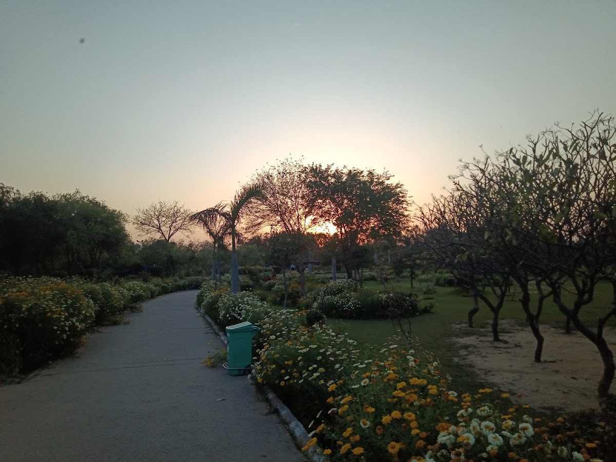 Dr Ram Manohar Lohia Park photo 8