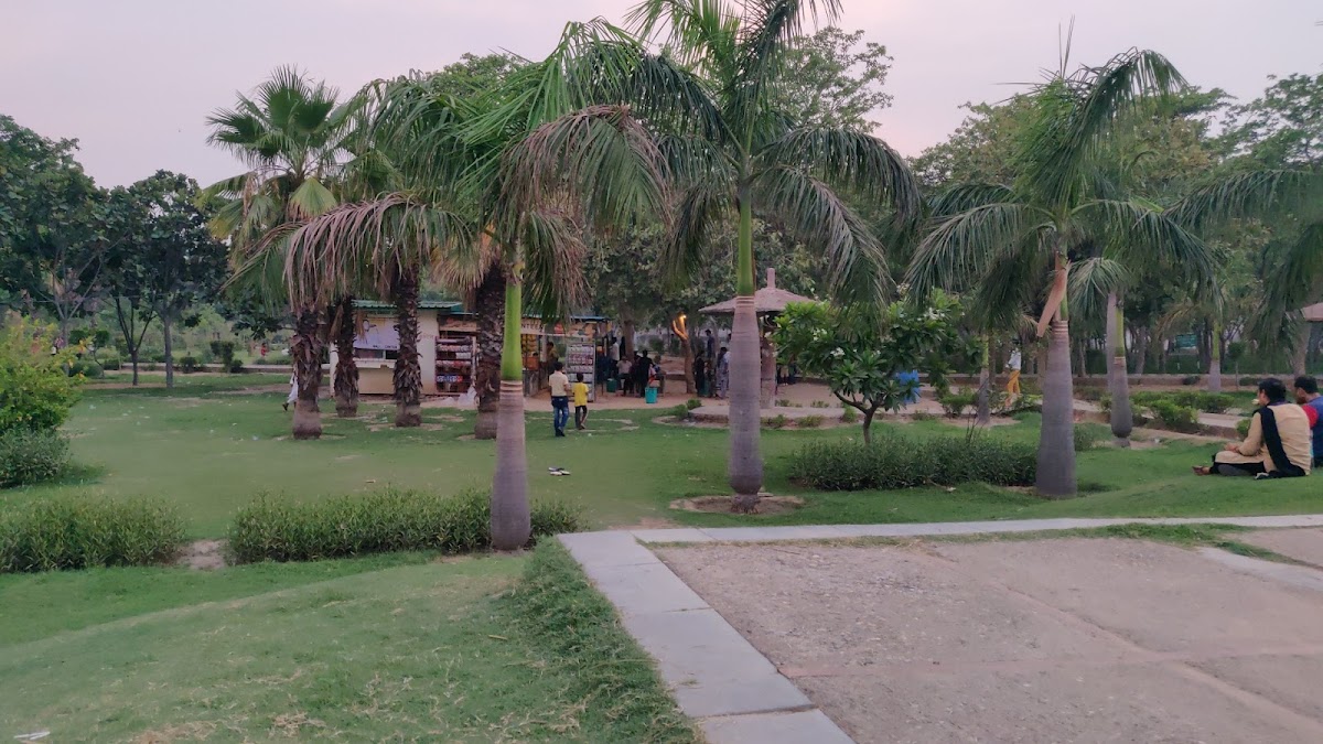 Dr Ram Manohar Lohia Park photo 10