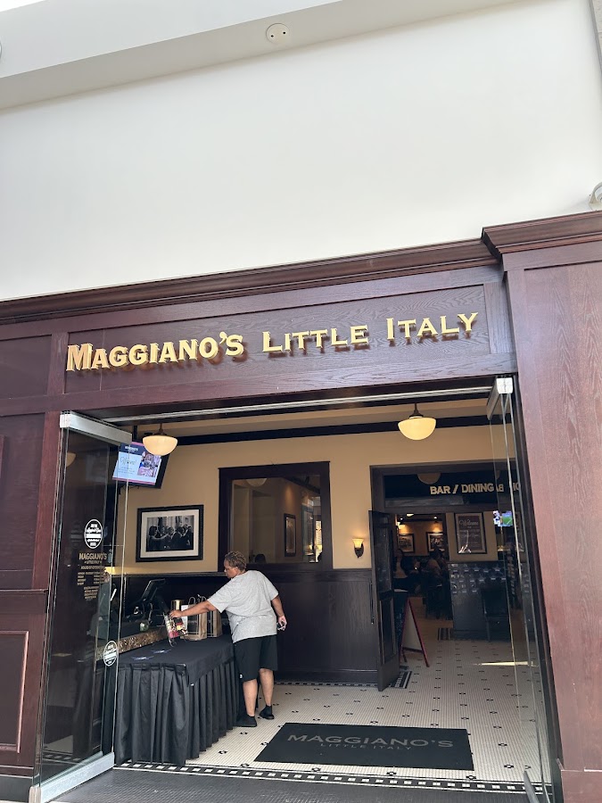 Maggiano's Little Italy photo 6