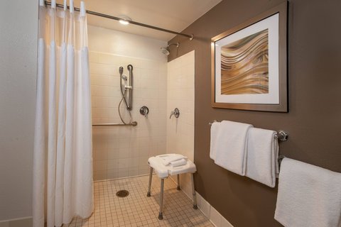 Courtyard by Marriott Dunn Loring Fairfax photo 3
