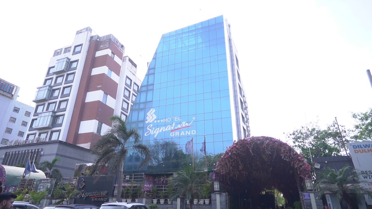 Hotel Signature Grand photo 7