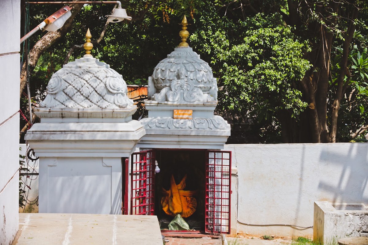 Sri Shirdi Sai Anandamayi Temple photo 5