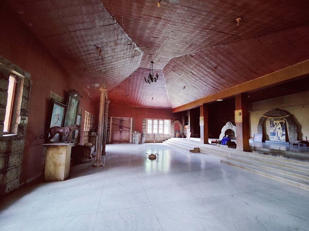 Sri Shirdi Sai Anandamayi Temple photo 6