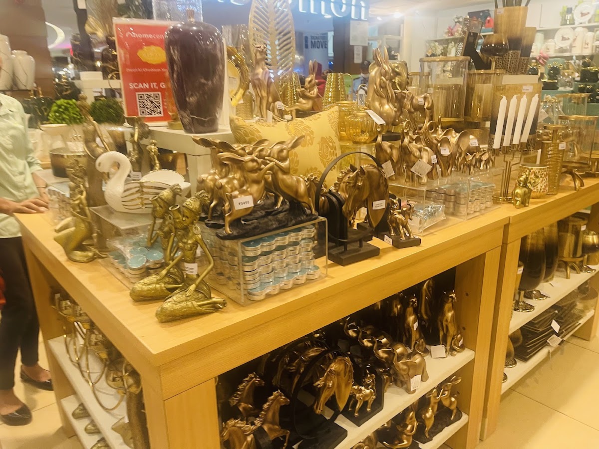 Ambience Mall, Vasant Kunj photo 3