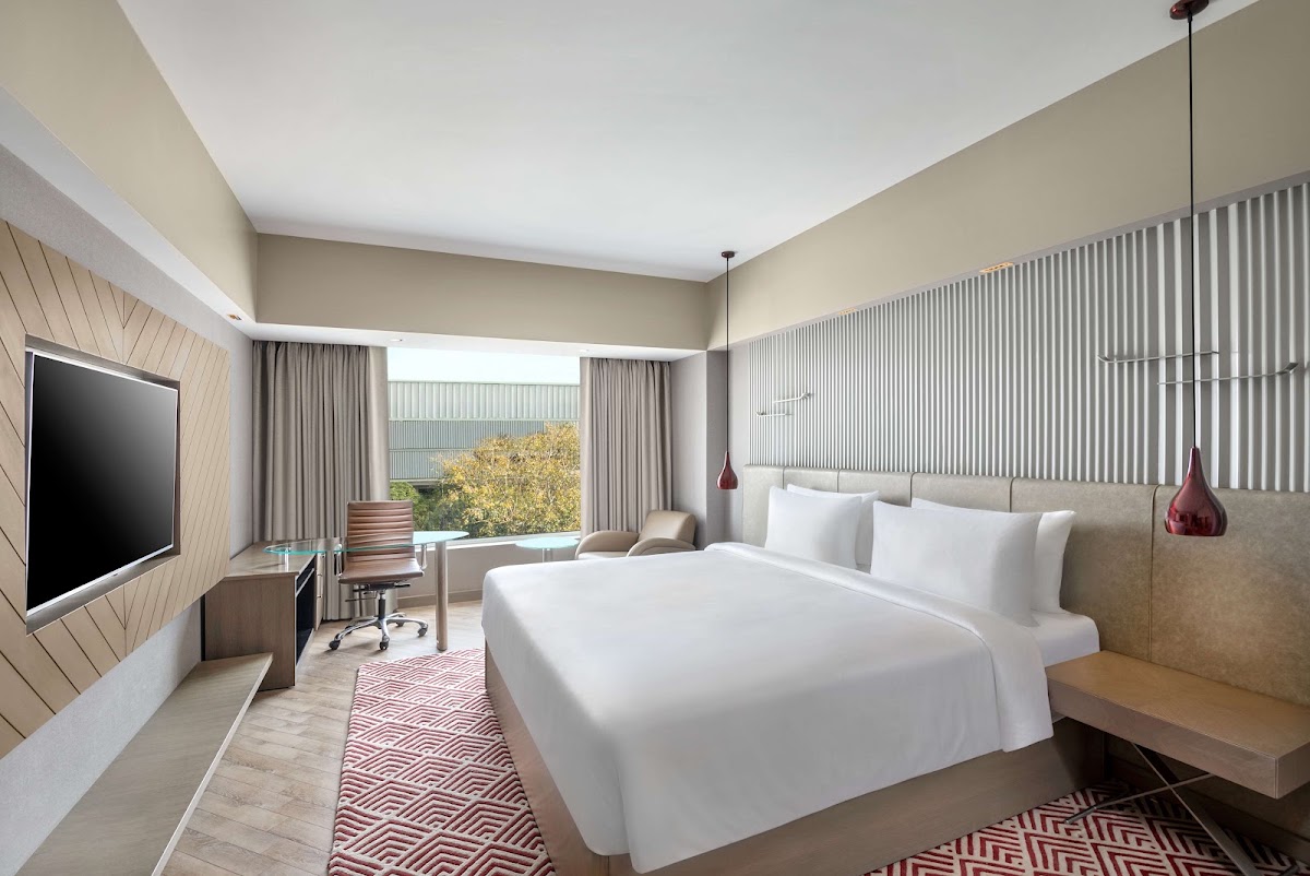 Radisson Hotel Sector 29 Gurugram photo 2