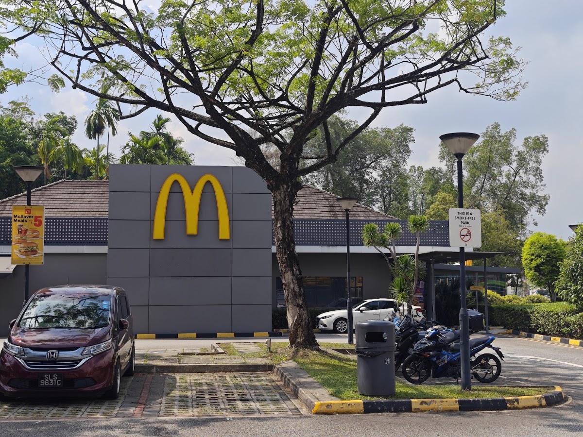 McDonald's Ang Mo Kio Park photo 3