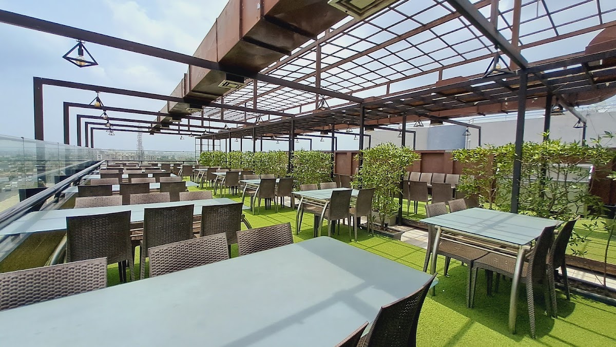 Hotel Avaante, Ahmedabad ( Former Orchid Hotel ) photo 8