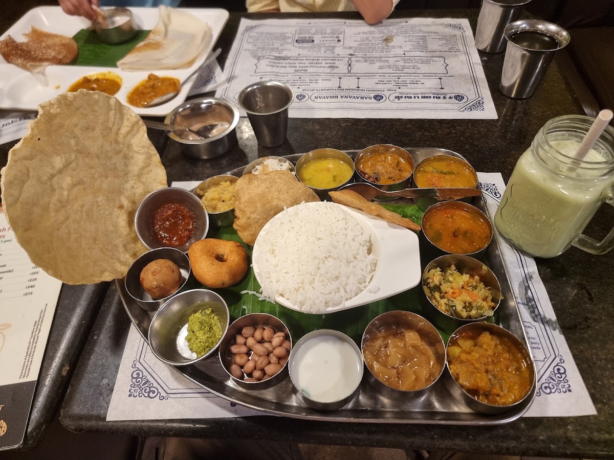 Hotel Saravana Bhavan photo 3