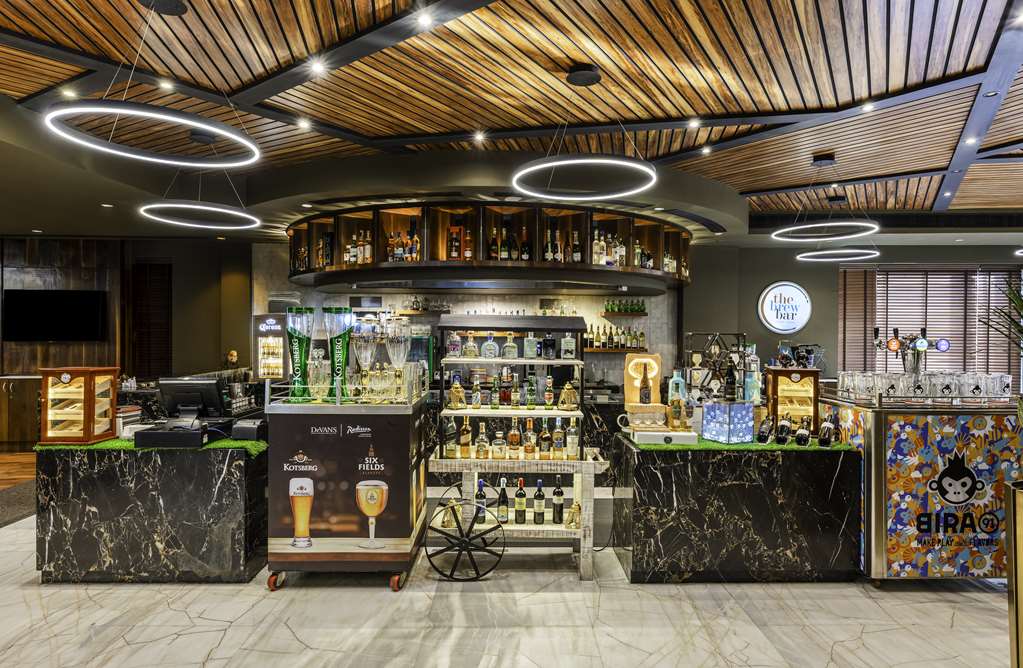 Radisson Hotel Gurugram Udyog Vihar photo 9