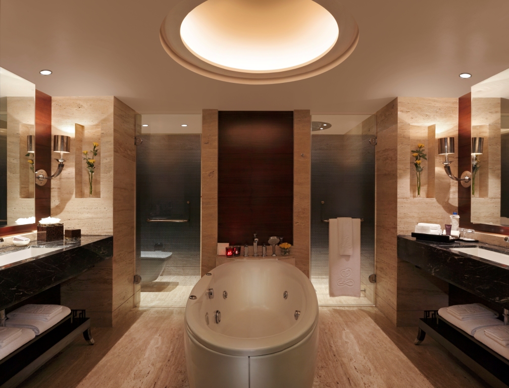 The Leela Ambience Gurugram Hotel & Residences photo 3
