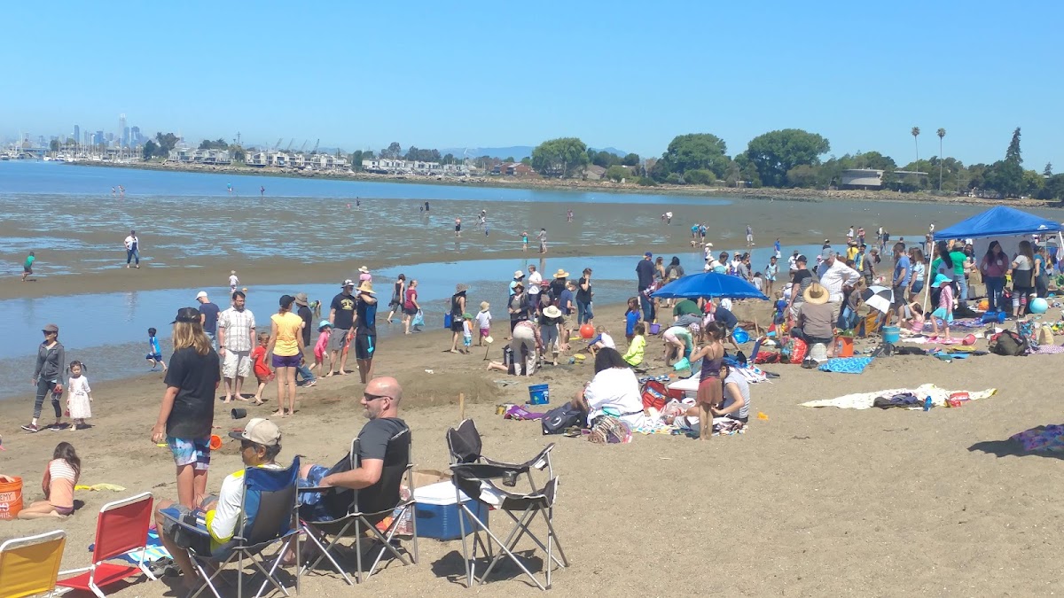 Robert W. Crown Memorial State Beach