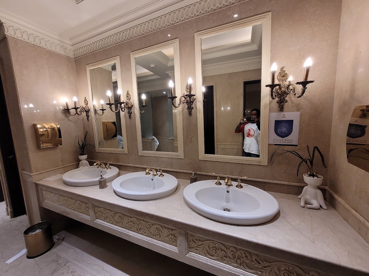Seven Seas Hotel photo 4