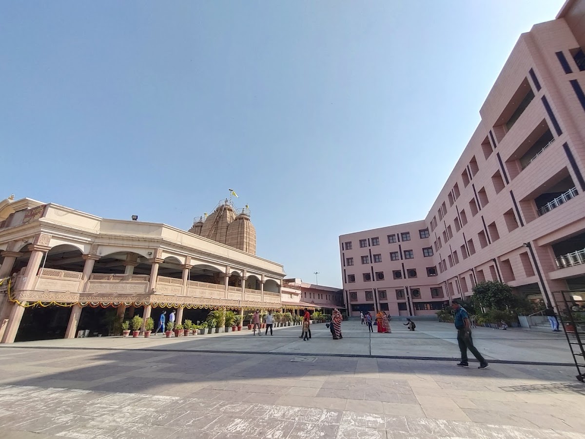 Shri Jagannathji Mandir, Ahmedabad photo 4