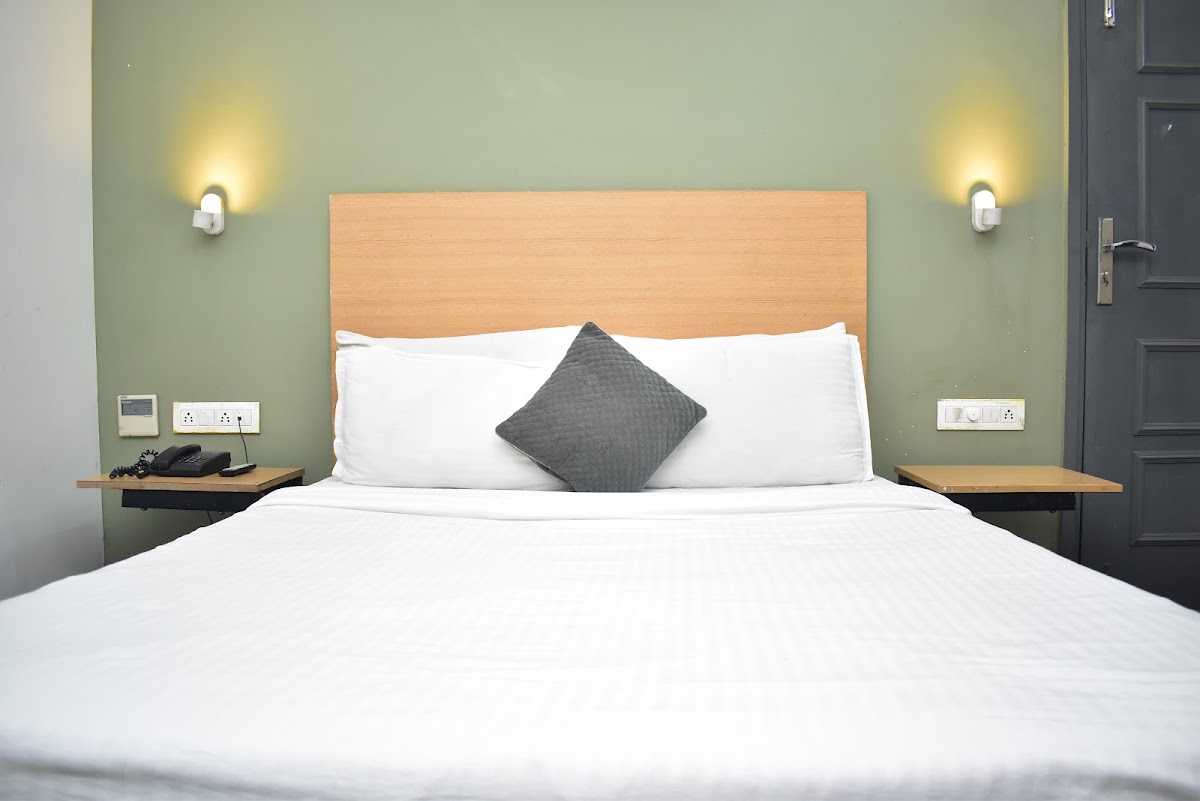 Qotel Comfort Golden Saffron Punjabi Bagh photo 7