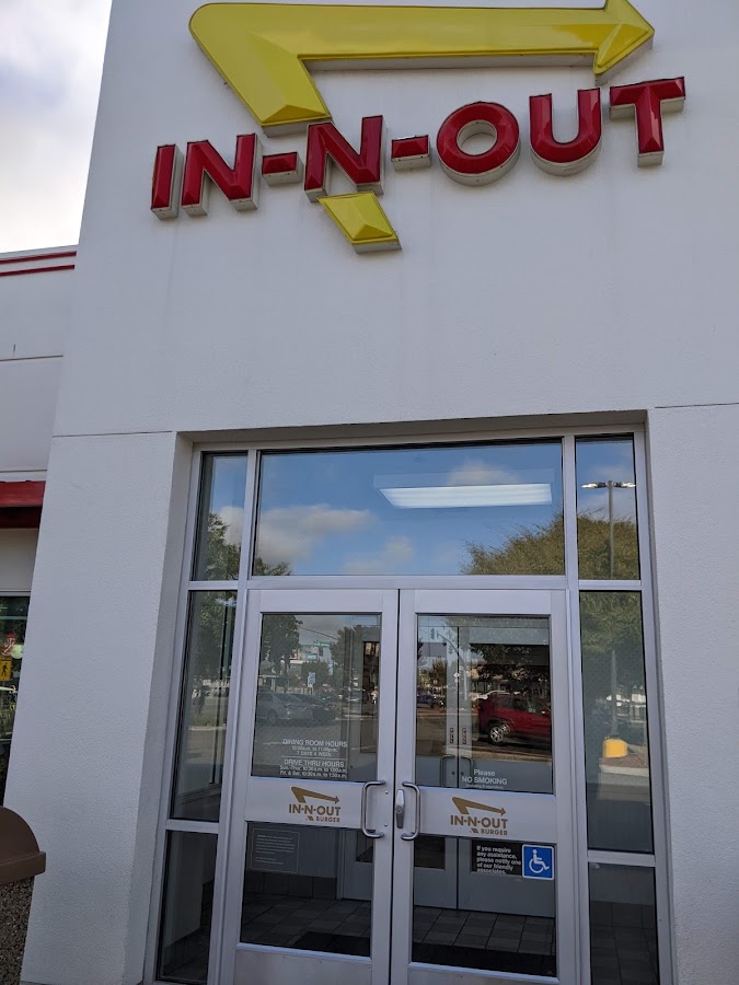 In-N-Out Burger photo 6