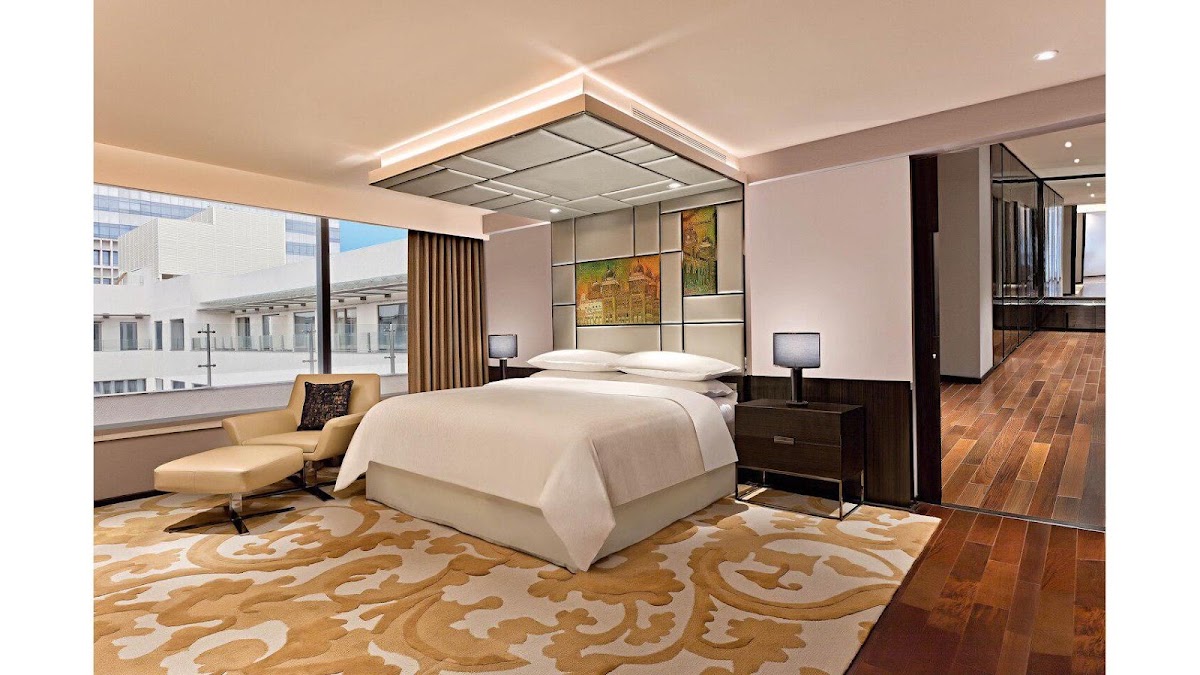 Sheraton Grand Bengaluru Whitefield Hotel & Convention Center photo 2