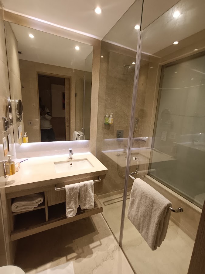 Bloom Hotel - Karol Bagh photo 8
