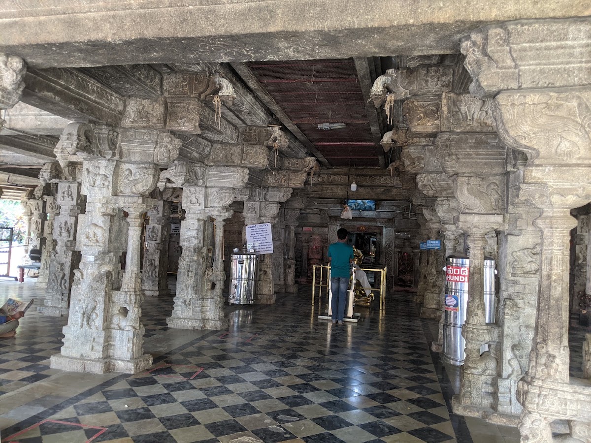 Sri Someshwara Swamy Temple photo 3