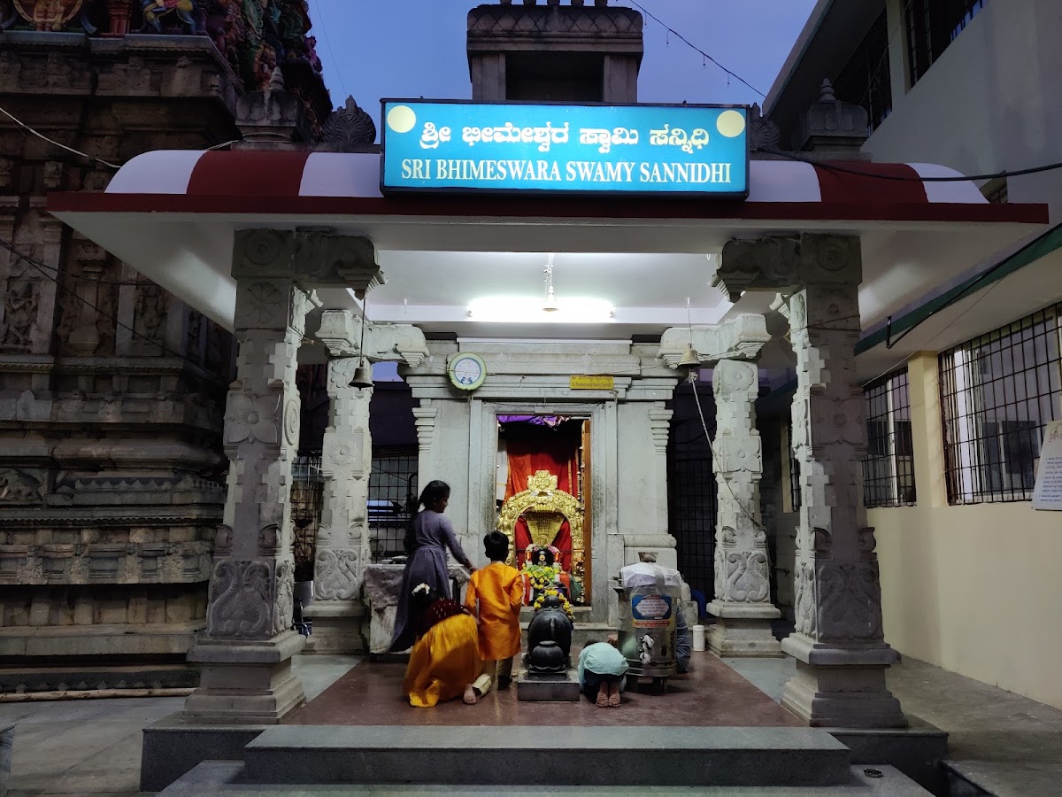 Sri Someshwara Swamy Temple photo 8