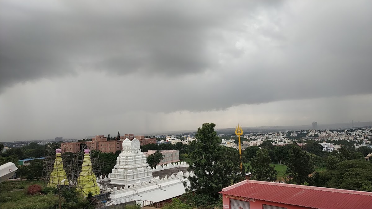 Shri Dwadasha Shiva Temple photo 4