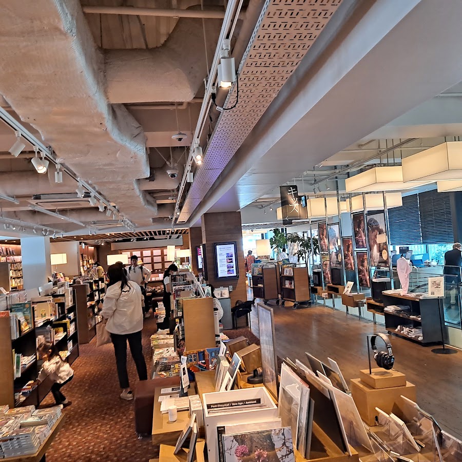 Tsutaya Books Daikanyama photo 9