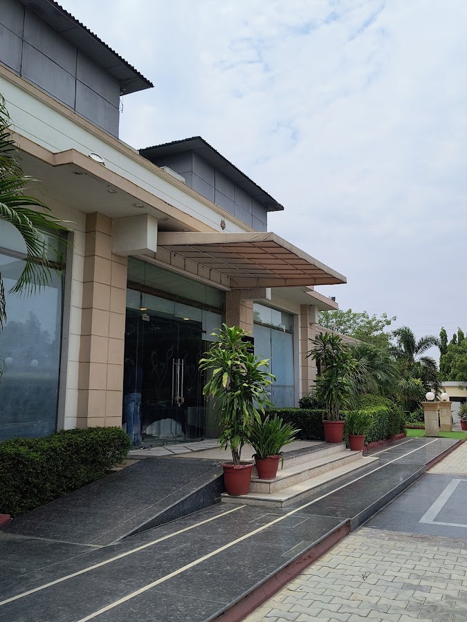 Opulent Hotel By Ferns N Petals