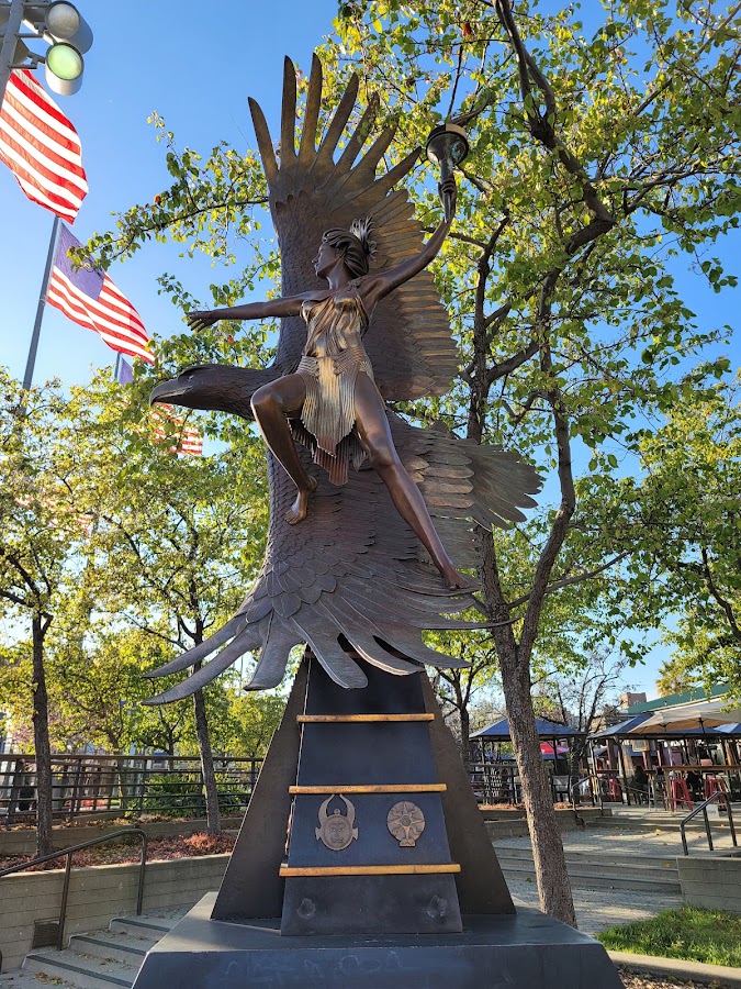Jack London Square photo 5