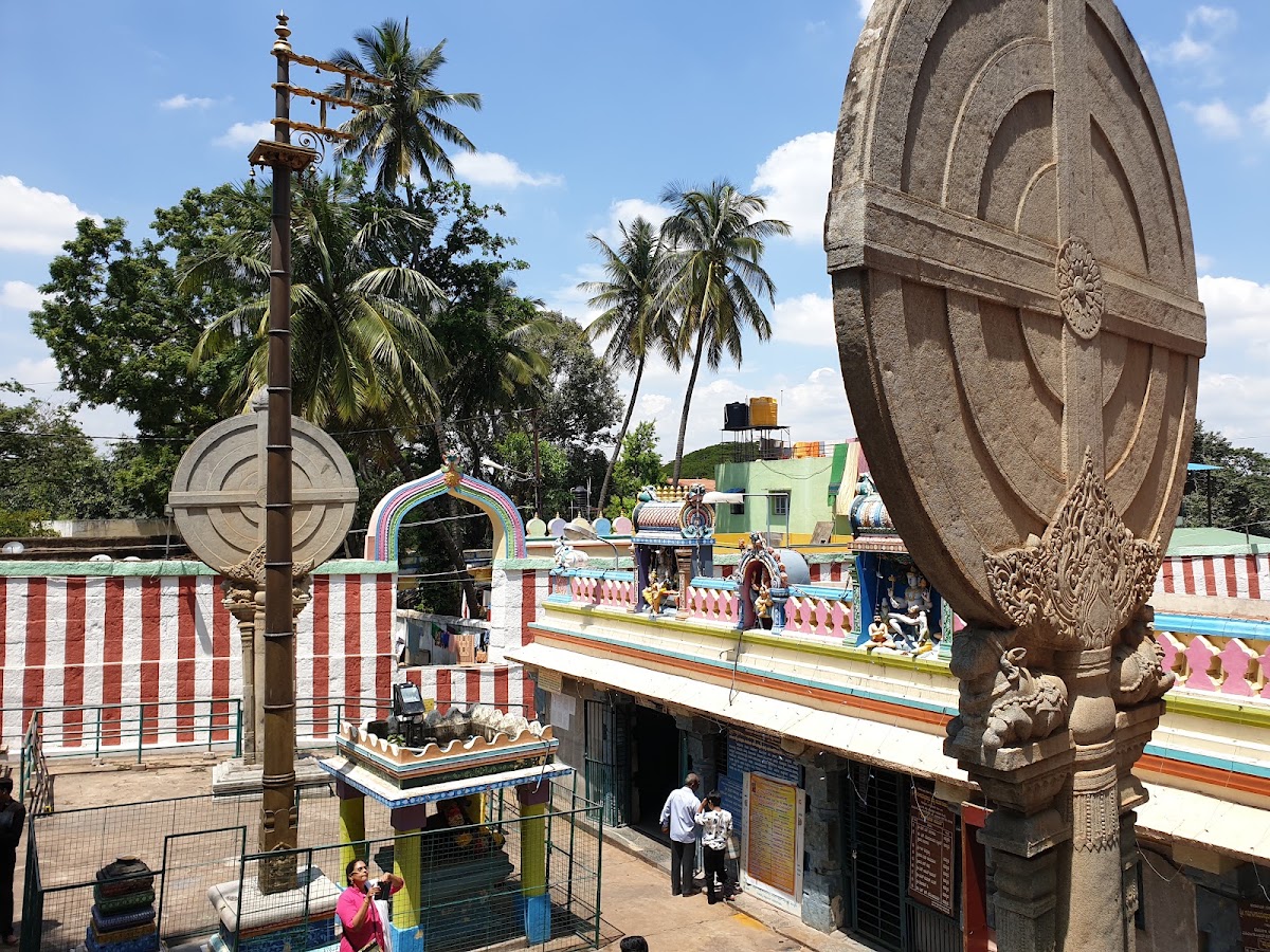 Shri Gavi Gangadhareshwara Swamy Temple photo 3