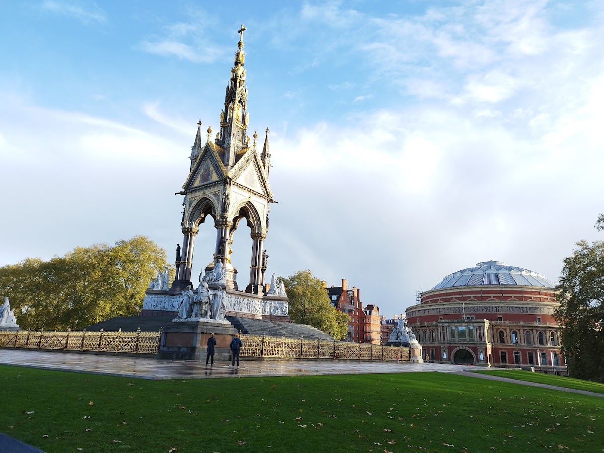 Hyde Park photo 3