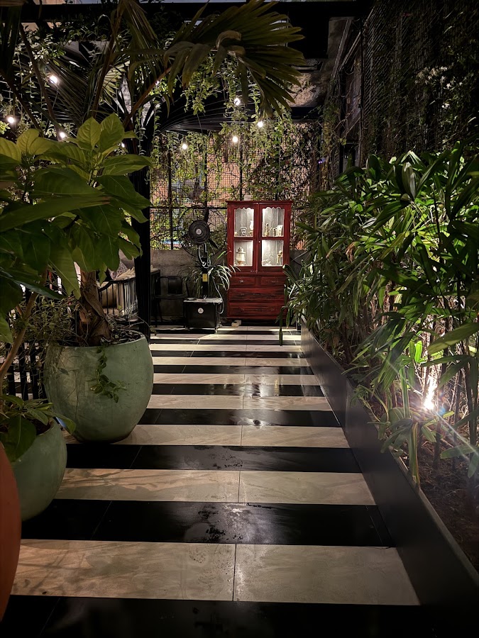 Sunrise Bar and Lounge photo 10