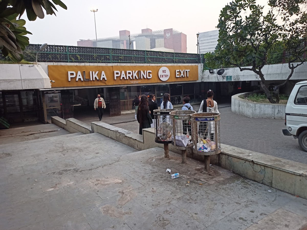 Janpath Market