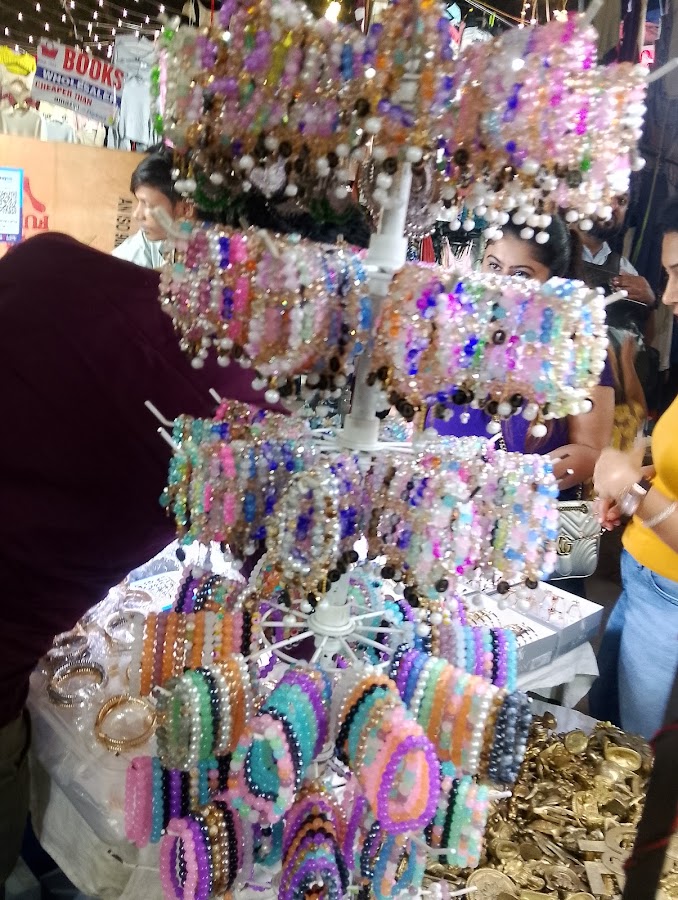 Janpath Market photo 4