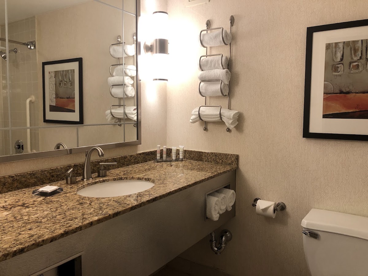 New York Marriott Marquis photo 3