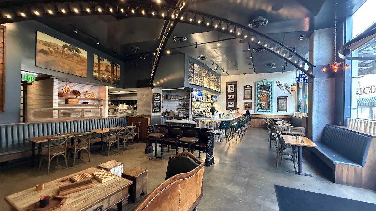 The Grove Restaurant & Bar photo 2