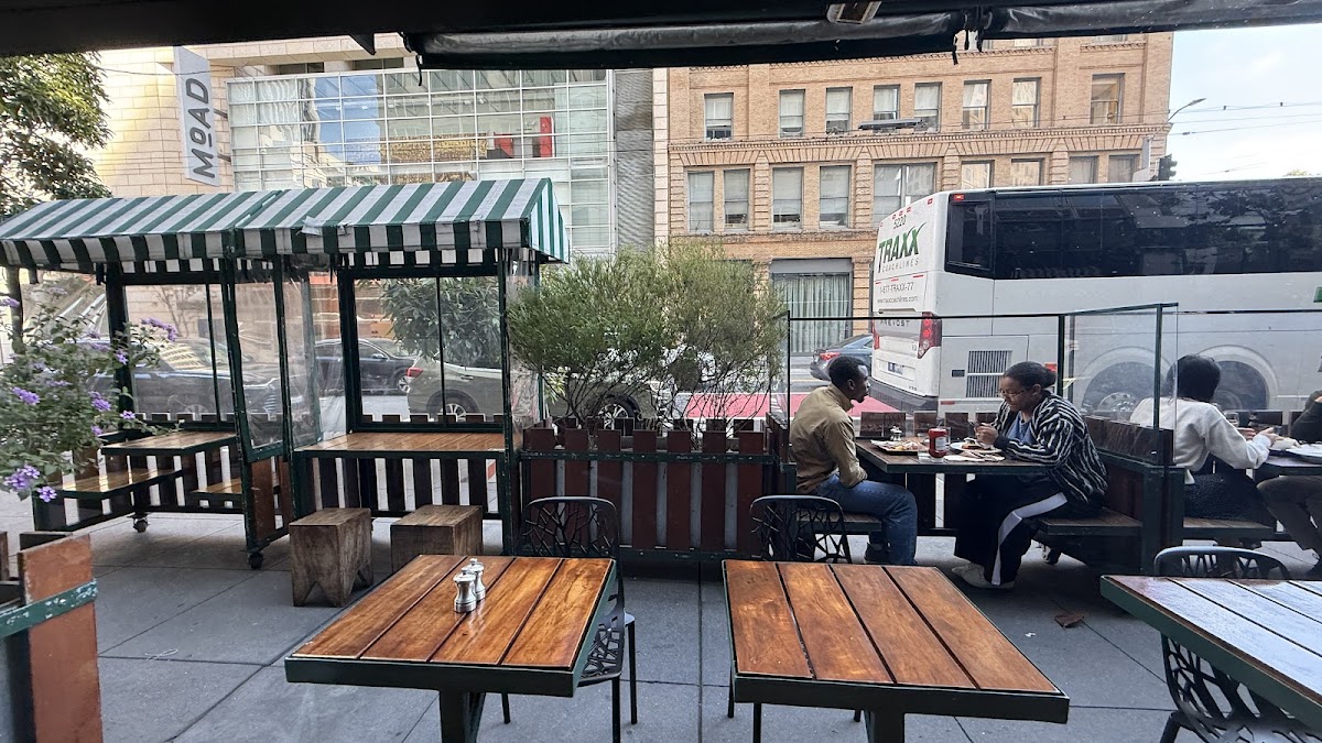 The Grove Restaurant & Bar photo 5