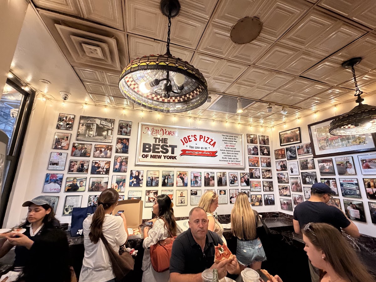 Joe's Pizza Broadway photo 3