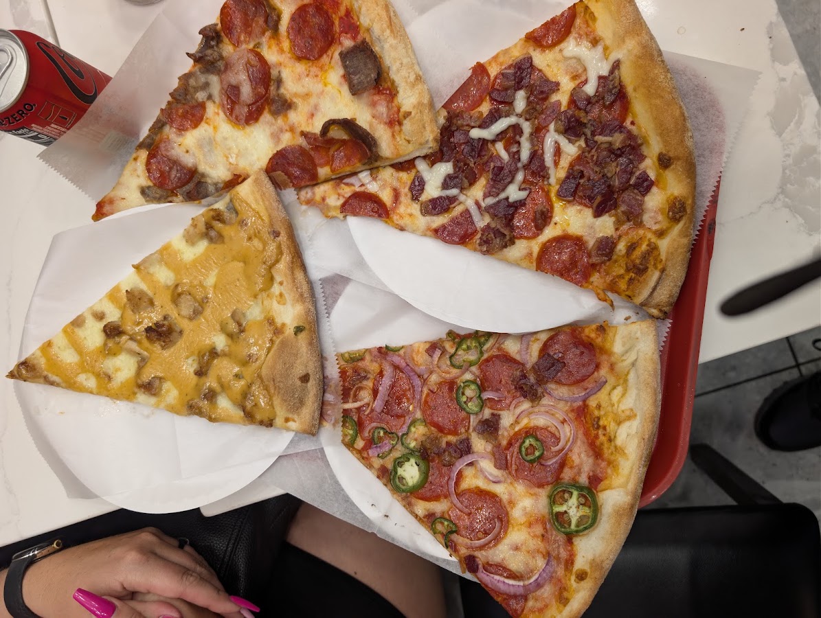 Joe's Pizza Broadway photo 4