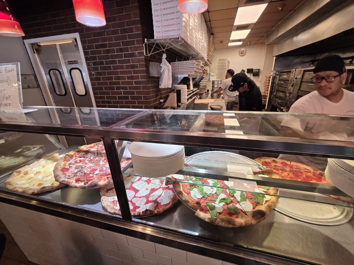 Joe's Pizza Broadway photo 9