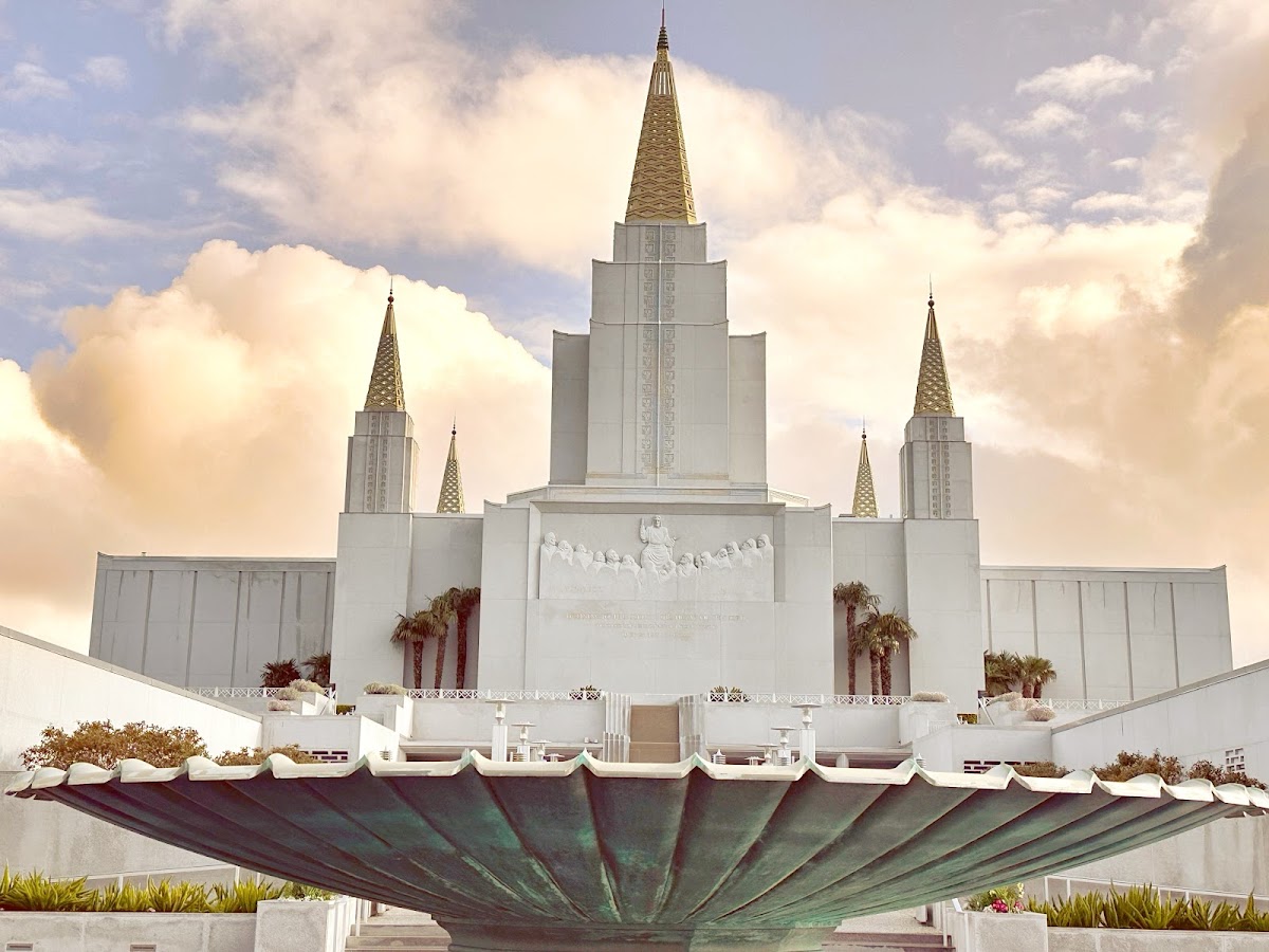 Oakland California Temple