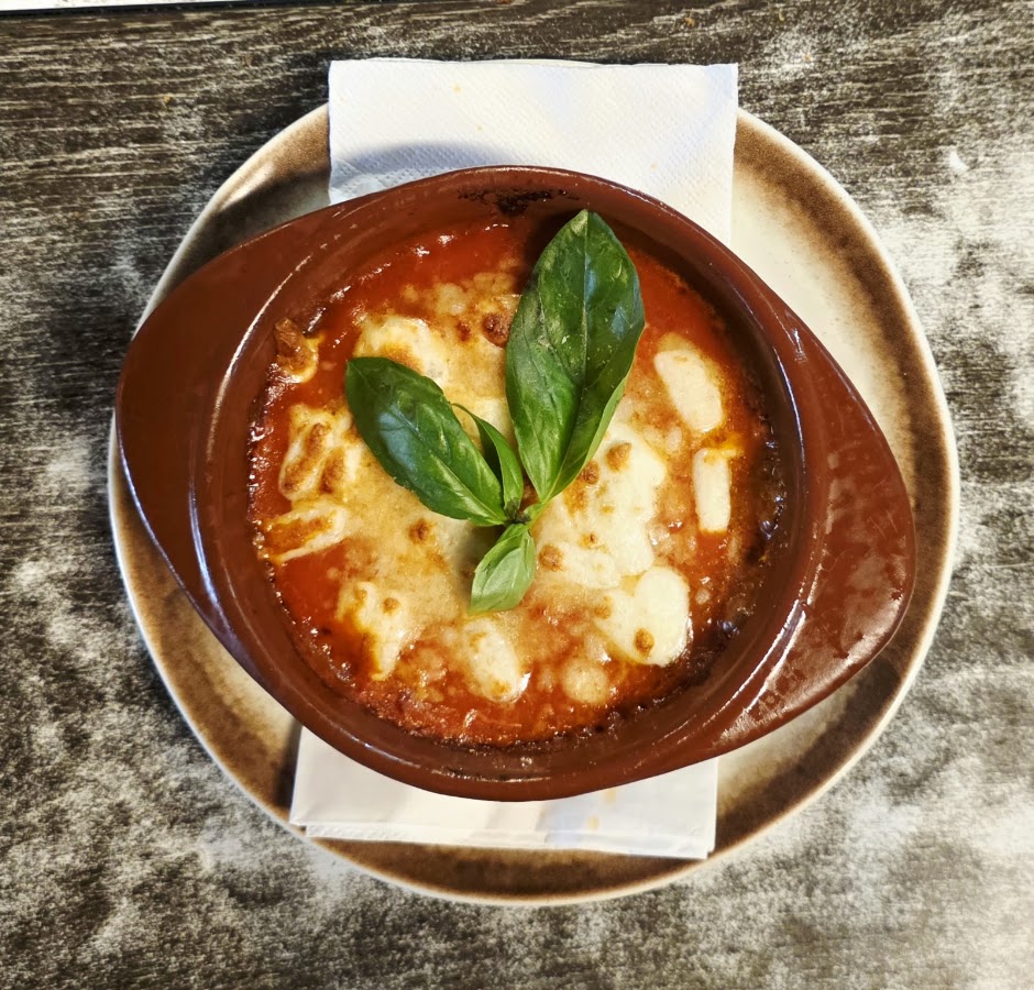 iO Italian Osteria - HillV2 (Singapore) photo 2