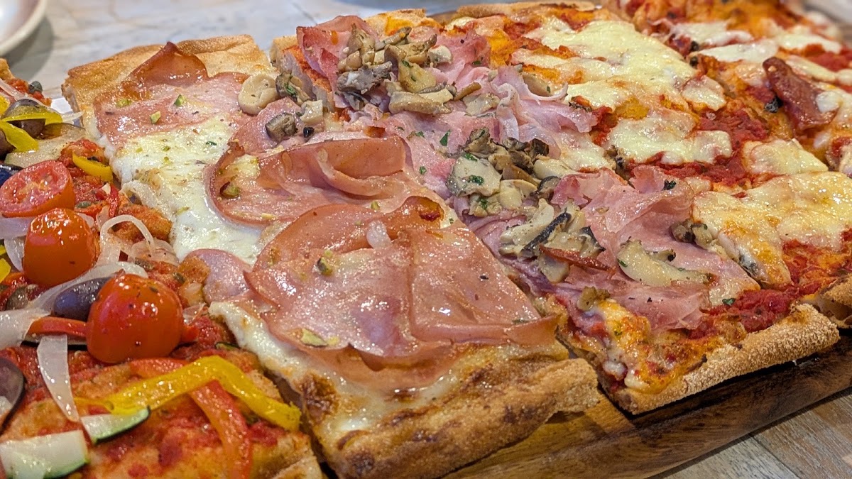iO Italian Osteria - HillV2 (Singapore) photo 3