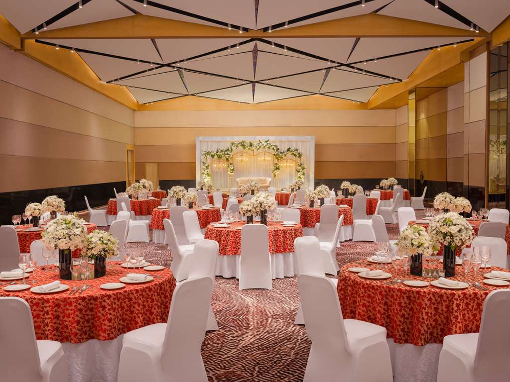 NOVOTEL NEW DELHI CITY CENTRE photo 10