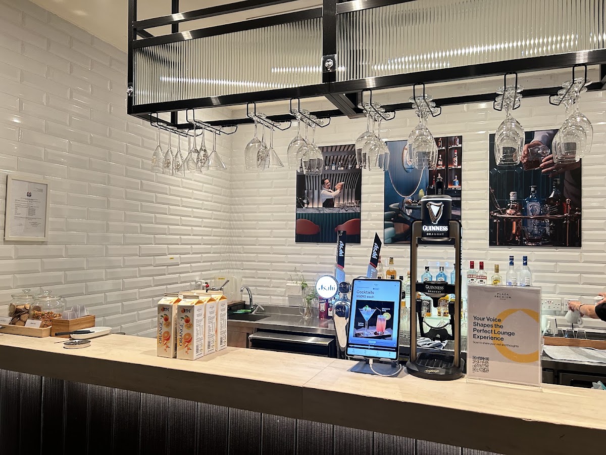 Plaza Premium Lounge photo 8