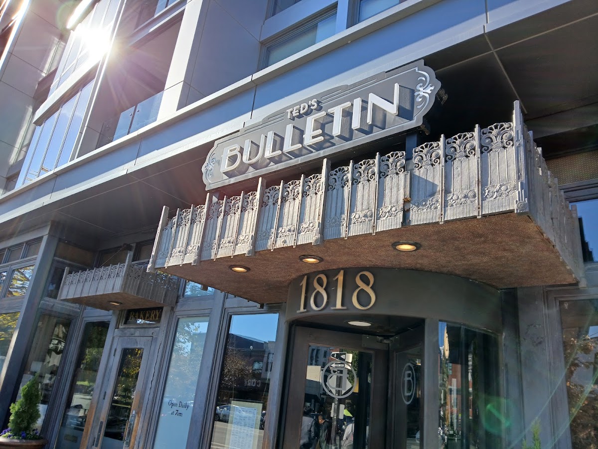 Ted's Bulletin - 14th Street