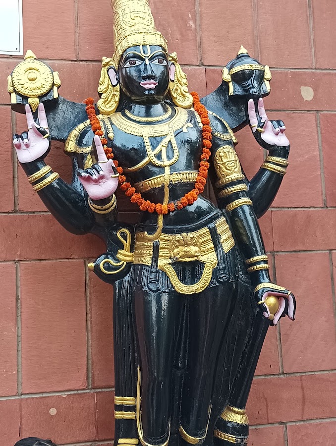 ISKCON Temple Noida photo 5
