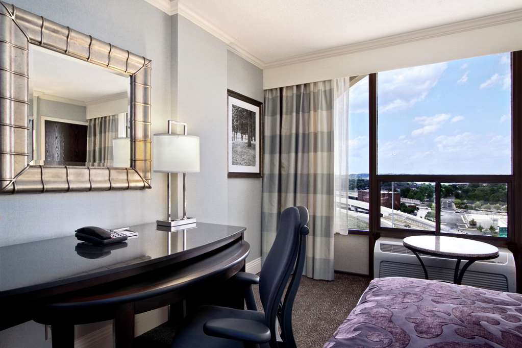 Hotel Belvoir Springfield photo 9