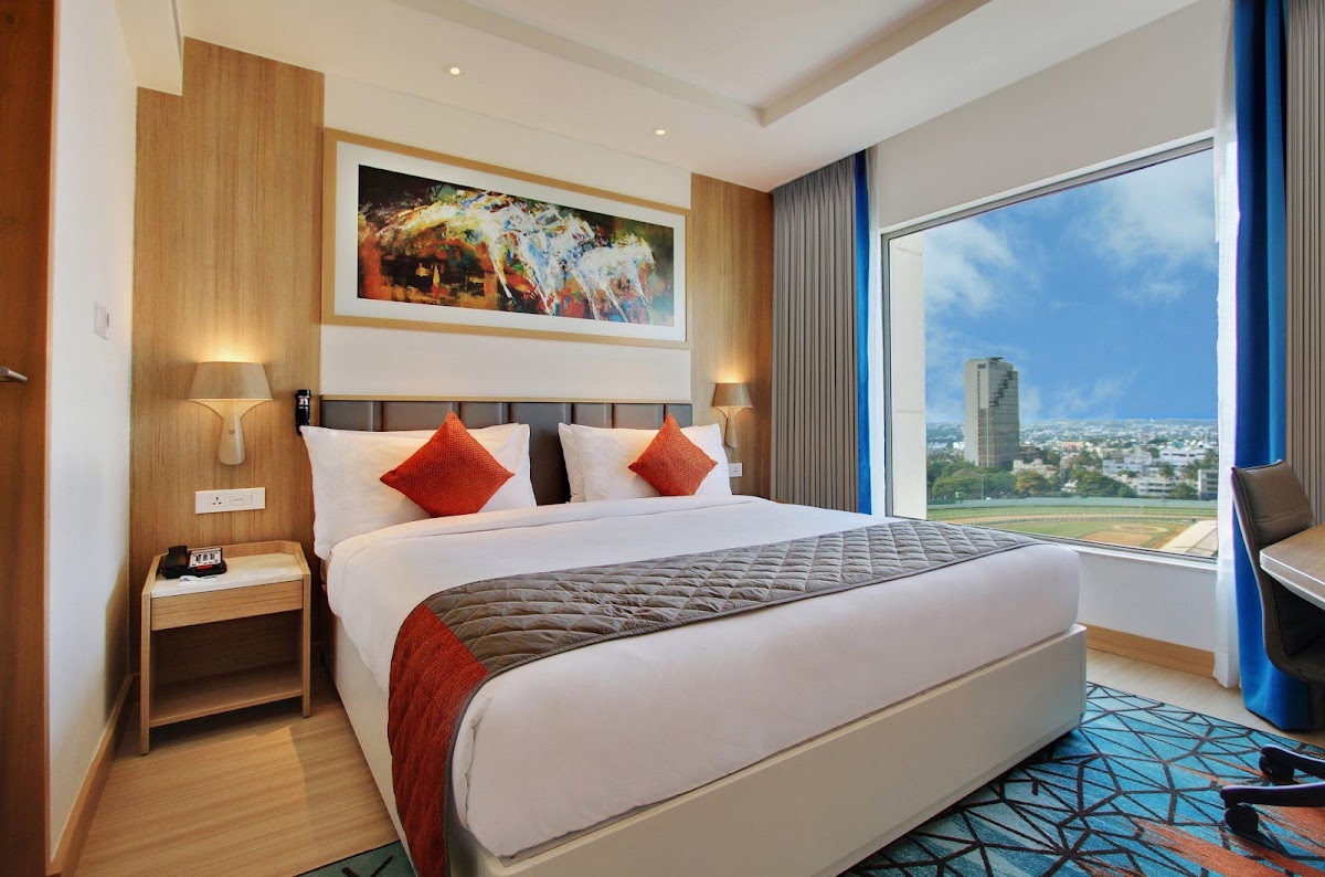 Holiday Inn Bengaluru Racecourse by IHG photo 2